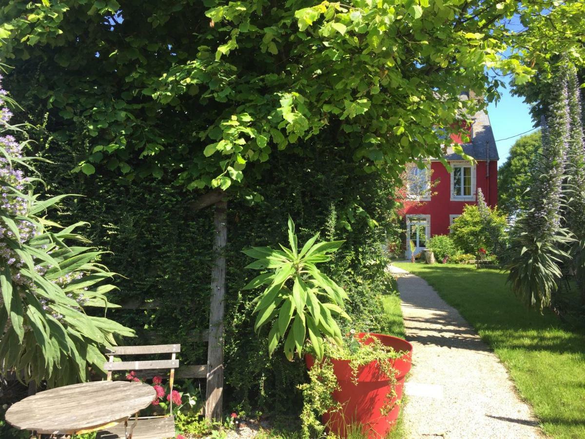 Bed and Breakfast L'Ermitage Saint-Vaast-la-Hougue Exterior foto